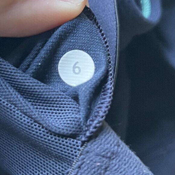 Lululemon Womens Power Pose Tank in Nile Blue Racerback Workout Running Size 6 - Picture 3 of 8